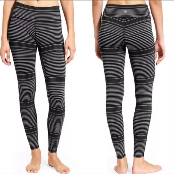 Athleta Women's Black and Grey Leggings Small - Picture 1 of 7